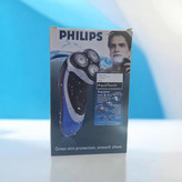ماشین اصلاح و ریش تراش صورت فیلیپس مدل pt-890